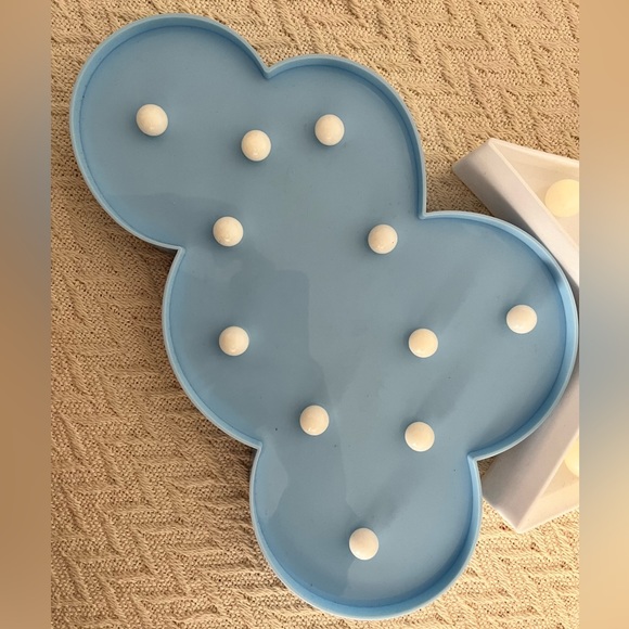 ☁️ 🌟 Night Light Cloud and Star ⭐️ ☁️ Set on Dresser or Wall Sconce - Picture 5 of 6